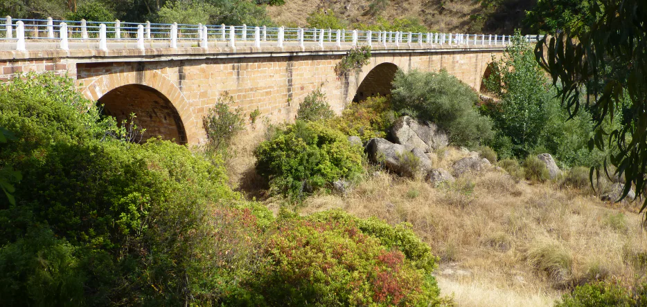 Le pont sur le Rumblar