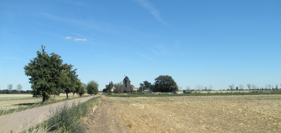 The mill, at the exit of Großgörschen, on the road to Kitzen