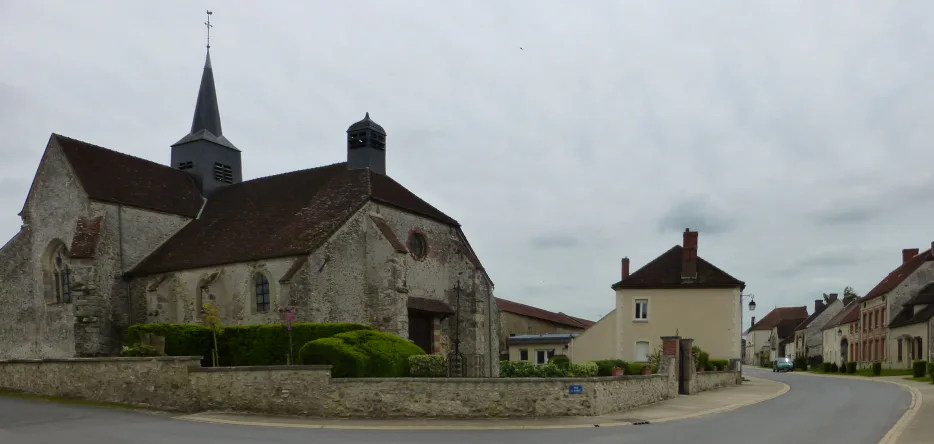 La Rue de l'Église à Vauchamps Vauchamps : la Rue de l'Église