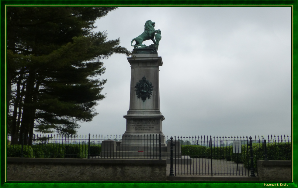 Monument au Duc de Brunswick aux Quatre-Bras (vue numéro 1)