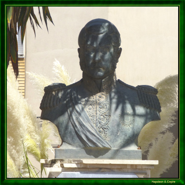 Le monument au général San Martin