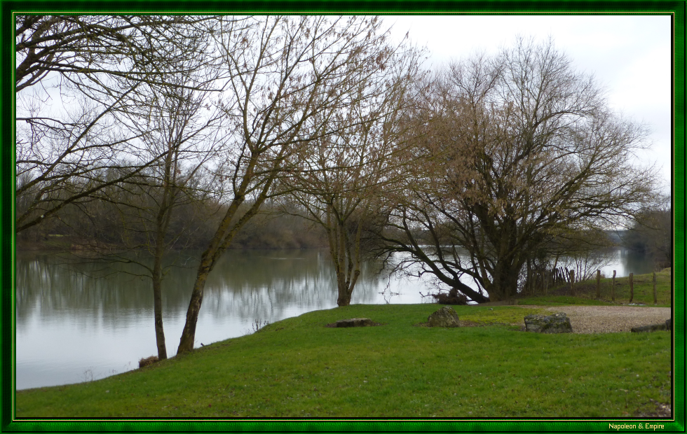 The banks of the Saône in Tillenay