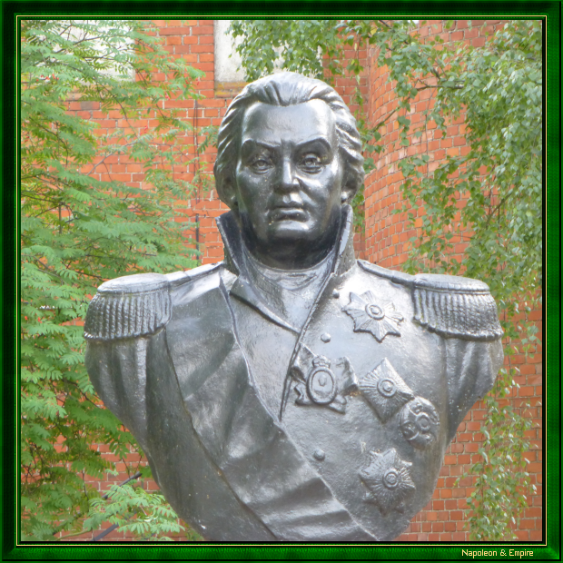 Monument to Marshal Kutuzov in Friedland (view number 1)